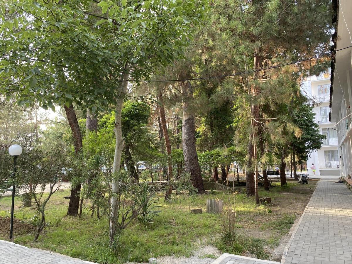 Золотые Пески Alakhadze Exterior photo